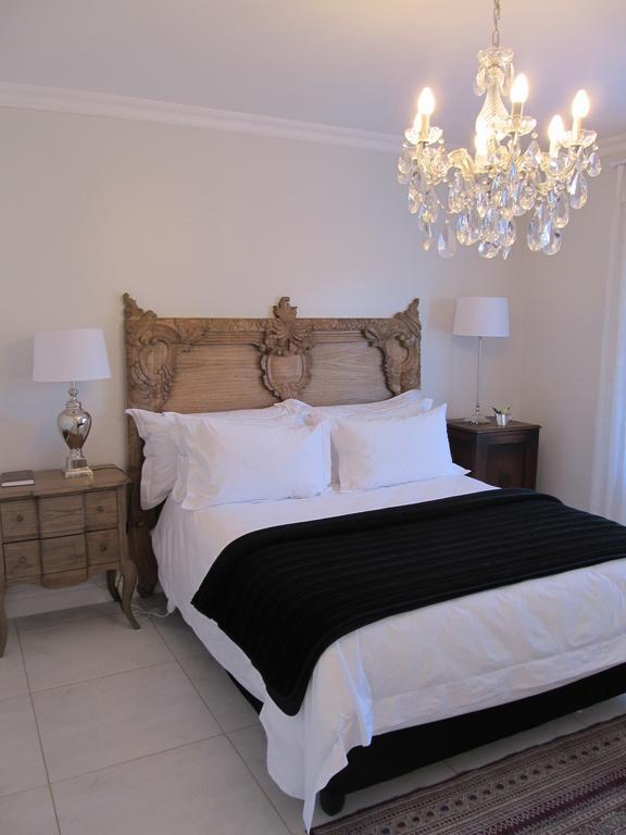 La Riviera Boutique Guesthouse & Spa Aliwal North Rom bilde